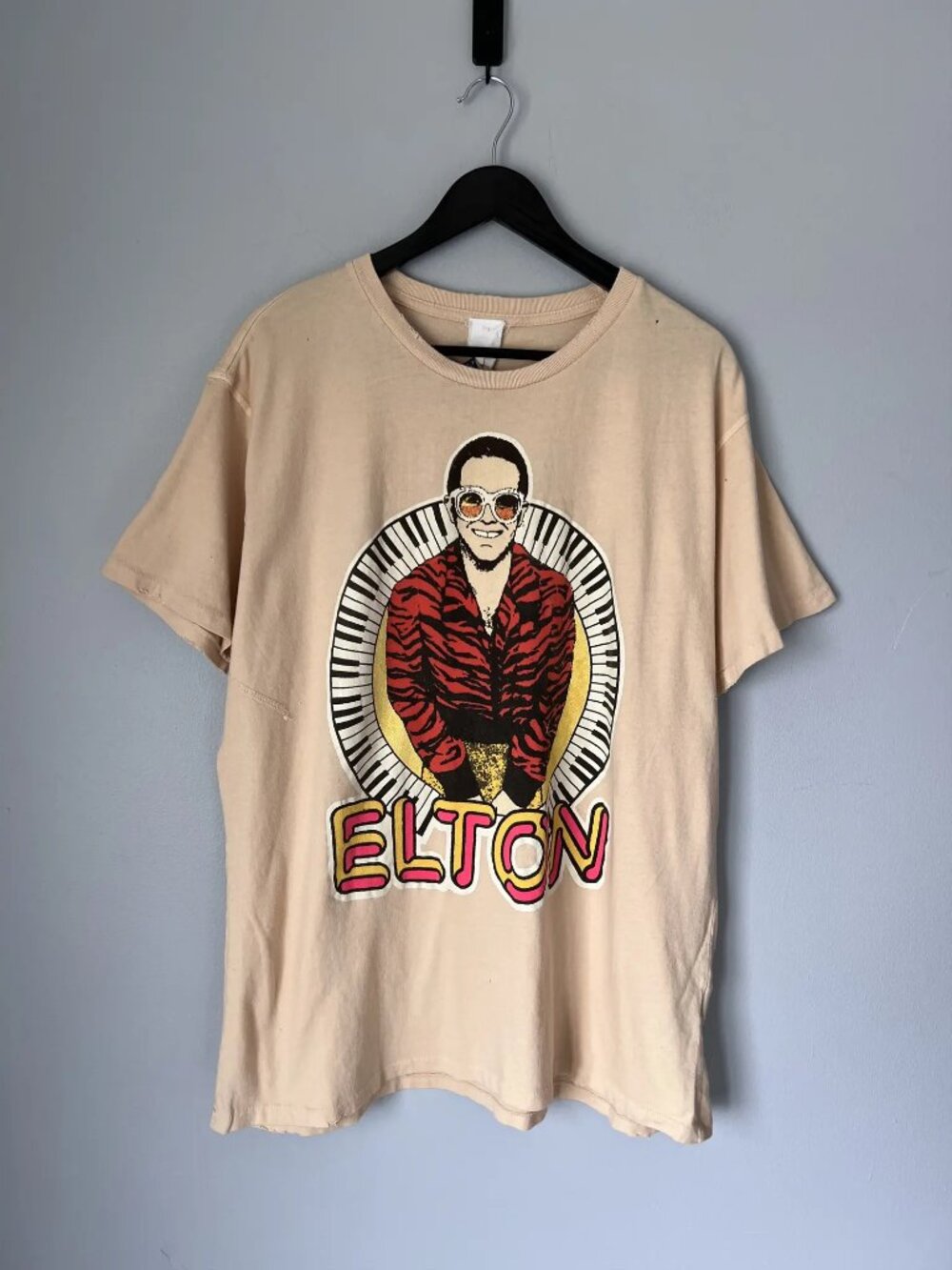 Madeworn Rock brand Elton John yellow tee vintage-like Large